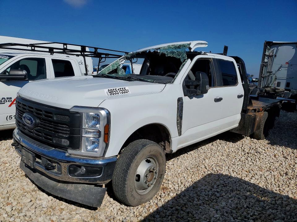 2024 FORD F350 SUPER — VIN 1FD8W3HN9REC20087