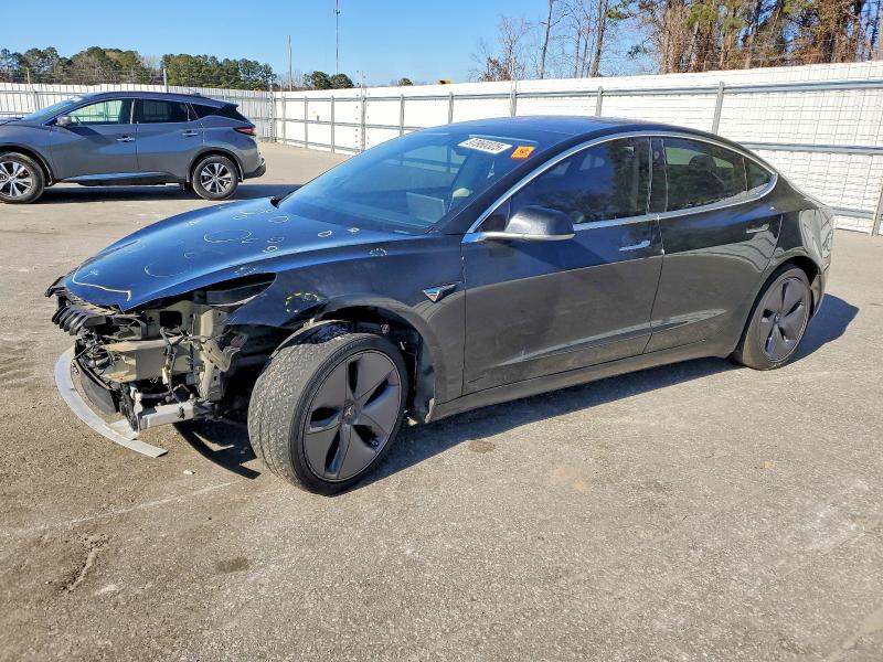 2018 TESLA MODEL 3 — VIN 5YJ3E1EA3JF156445