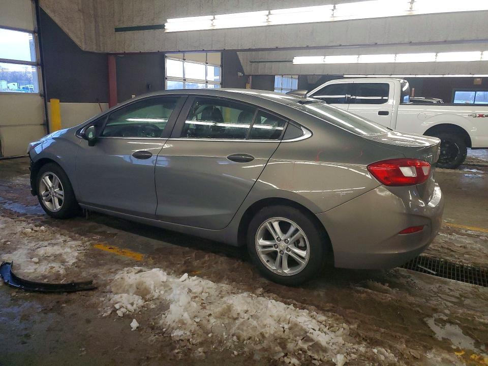 1G1BE5SM8H7154300
