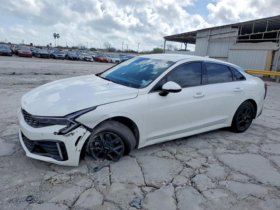 2025 KIA K5 — VIN KNAG24J7XS5272957