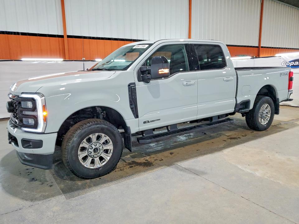 2025 FORD F350 — VIN 1FT8W3BT5SEC70003