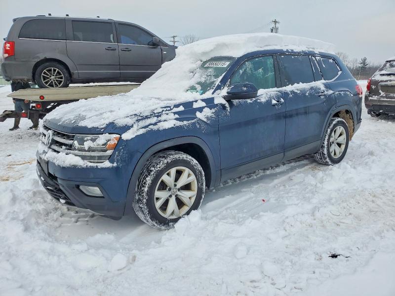 2018 VOLKSWAGEN ATLAS — VIN 1V2KR2CAXJC579818