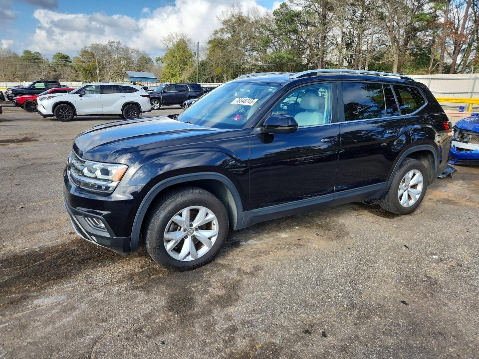 2018 VOLKSWAGEN ATLAS — VIN 1V2CR2CA1JC575922