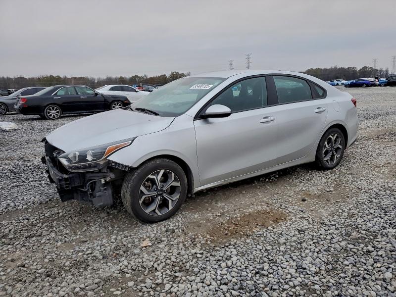 2021 KIA FORTE — VIN 3KPF24AD4ME335160