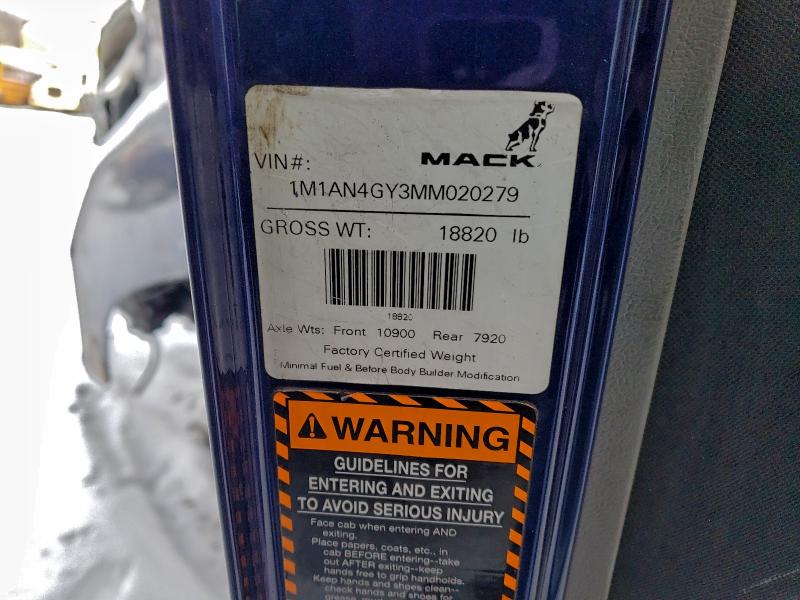 1M1AN4GY3MM020279