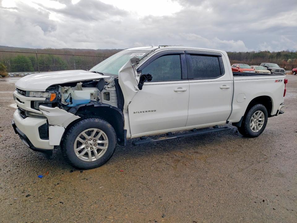 2020 CHEVROLET SILVERADO — VIN 3GCUYEED1LG189888