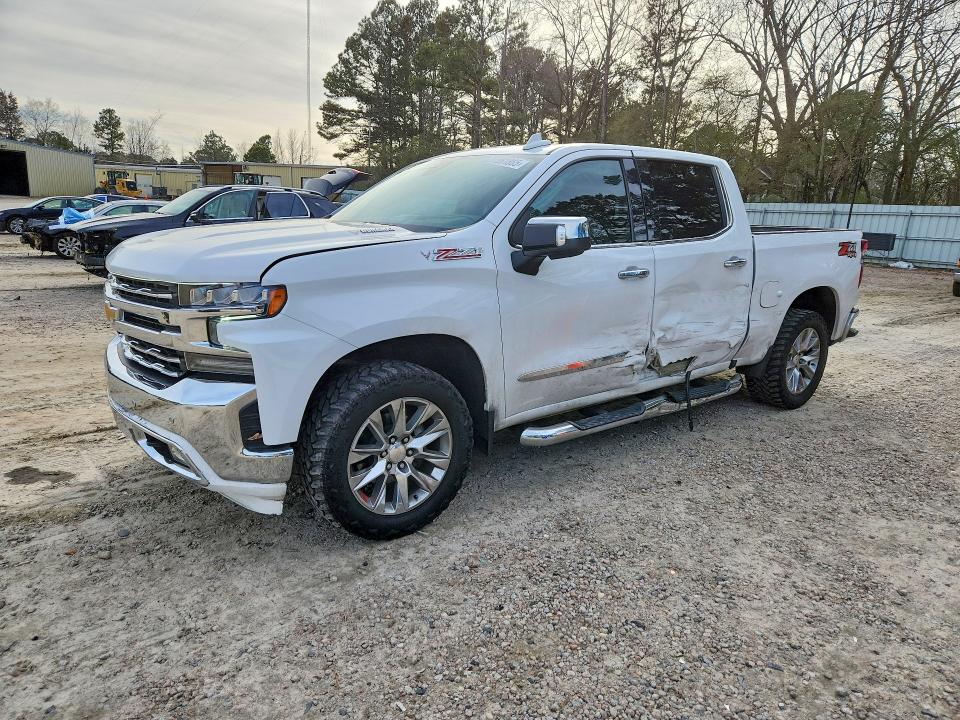 2021 CHEVROLET SILVERADO — VIN 3GCUYGET8MG138327