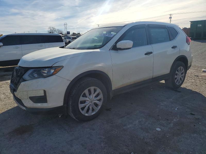 2018 NISSAN ROGUE S — VIN 5N1AT2MVXJC759179