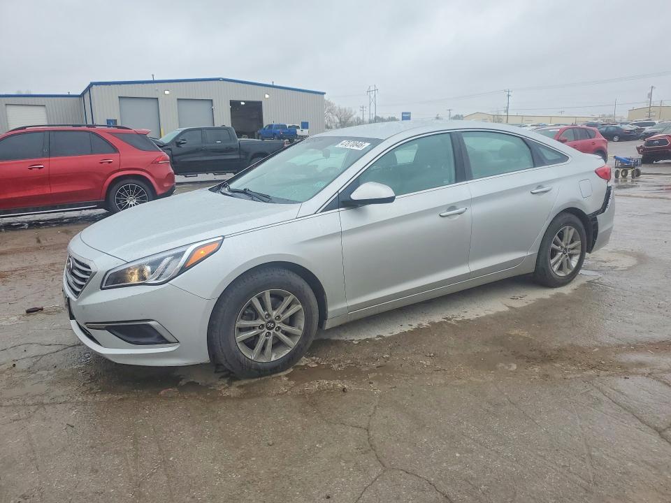 2017 HYUNDAI SONATA — VIN 5NPE24AF7HH532354