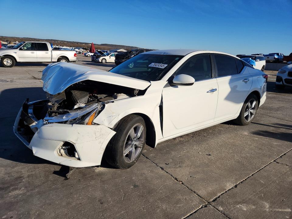 2019 NISSAN ALTIMA — VIN 1N4BL4BV8KN325569