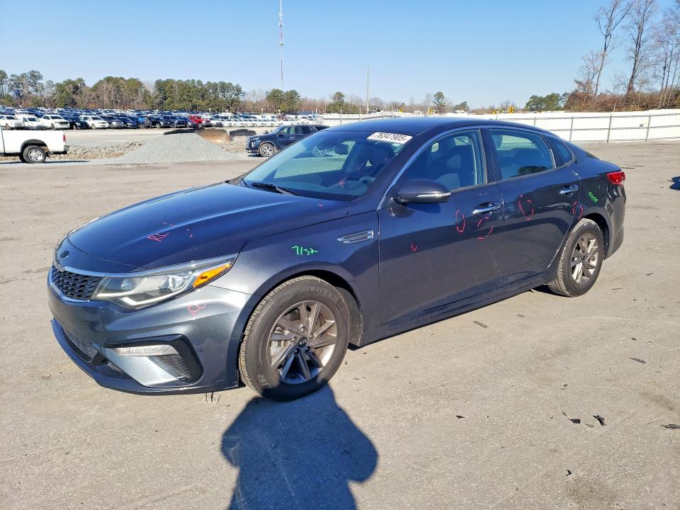 2020 KIA OPTIMA — VIN 5XXGT4L33LG385897