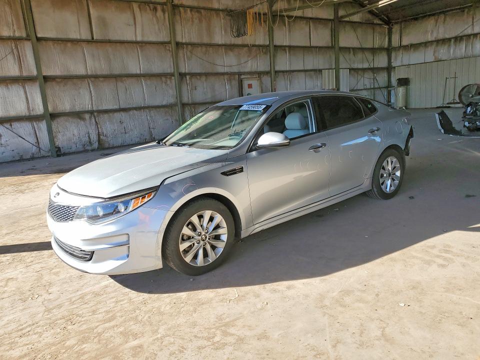 2016 KIA OPTIMA — VIN 5XXGU4L37GG066232