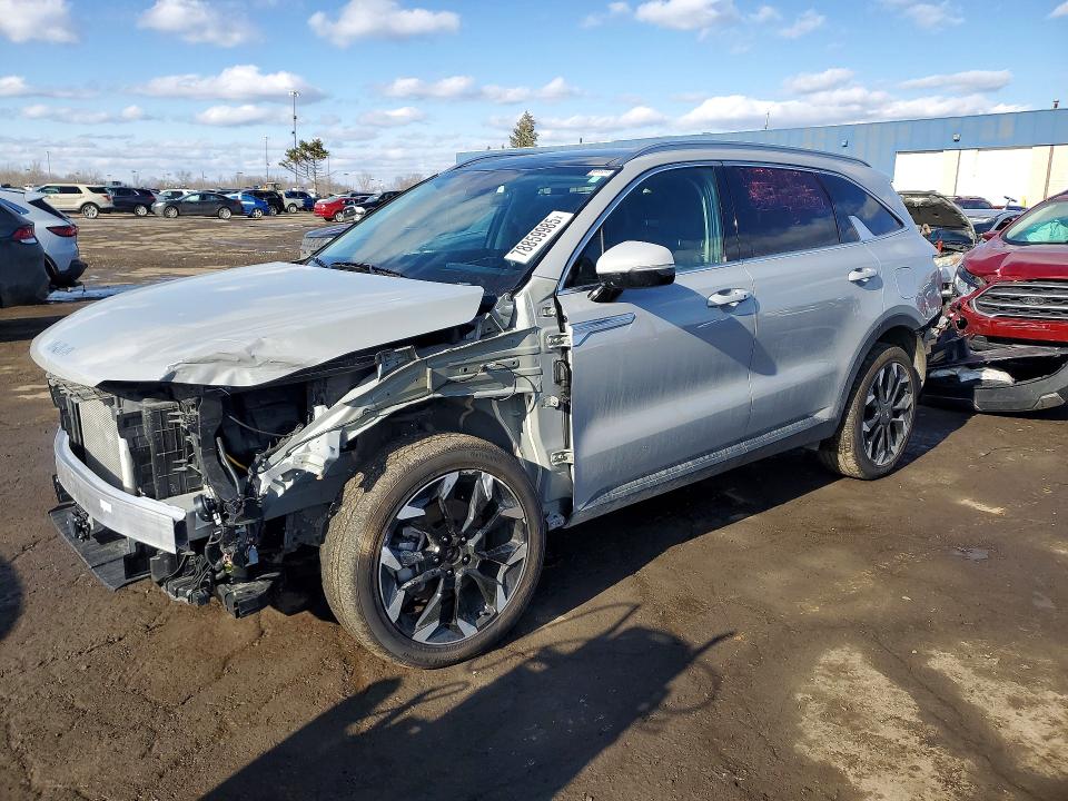 2025 KIA SORENTO — VIN 5XYRHDJF7SG405943