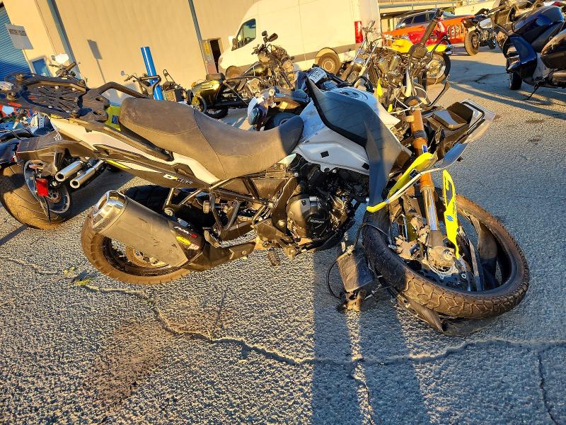 JS1EM12BXP7100472