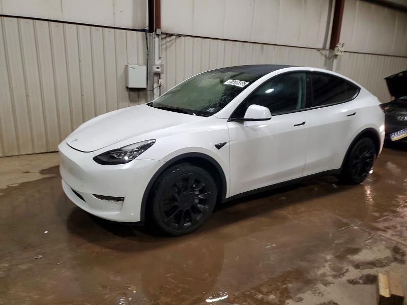 2022 TESLA MODEL Y — VIN 7SAYGDEE4NF330360