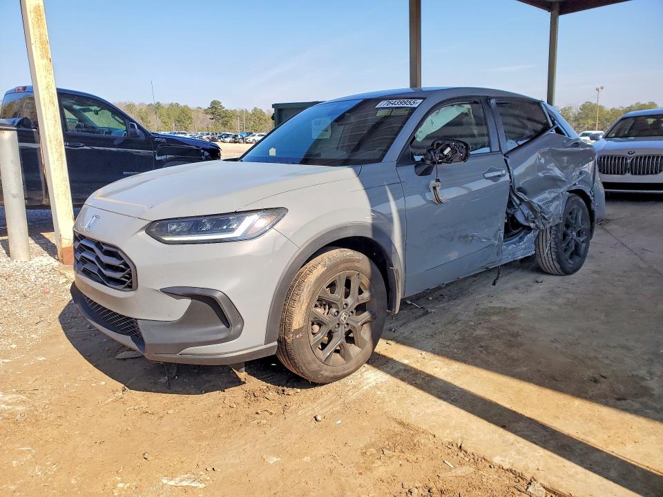 2025 HONDA HR-V — VIN 3CZRZ1H55SM718141