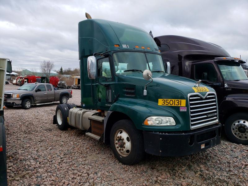 2016 MACK CXU613 — VIN 1M1AW01X1GM008366