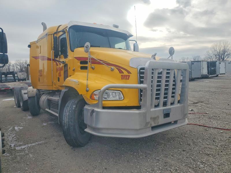 2018 MACK CXU613 — VIN 1M1AW07Y6JM086925