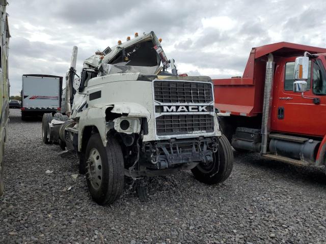 1M1PN4GY1NM009342