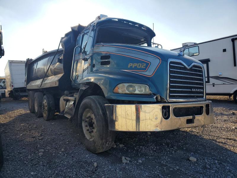 2015 MACK 600 — VIN 1M1AW02Y7FM053687