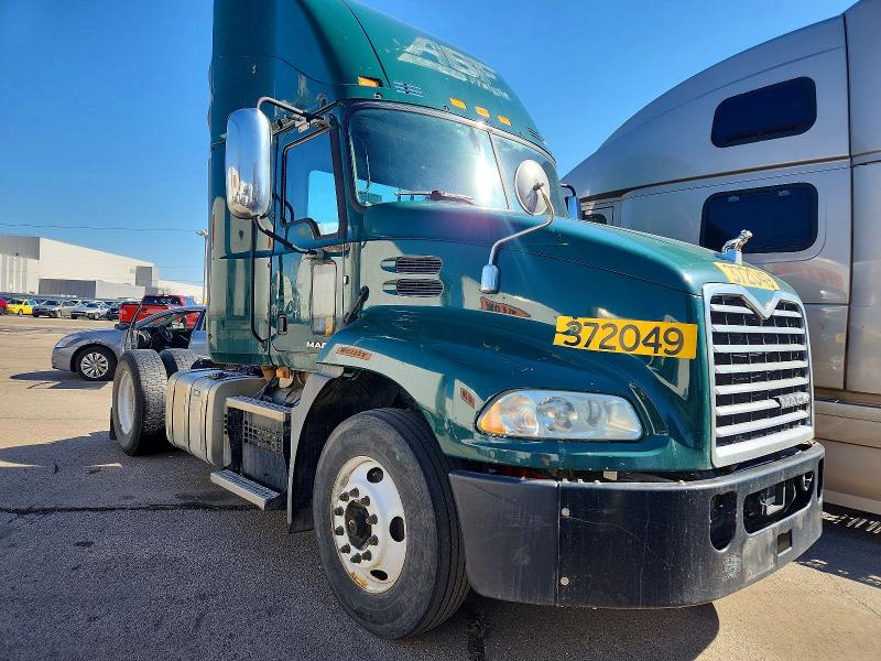 2018 MACK 600 — VIN 1M1AW01X0JM010679
