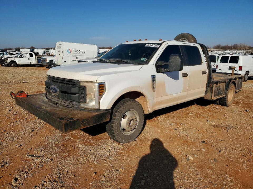 2018 FORD F350 — VIN 1FD8W3G69JEB49990