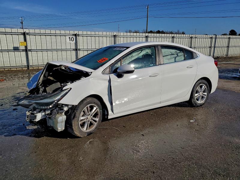 2018 CHEVROLET CRUZE — VIN 1G1BE5SMXJ7156541