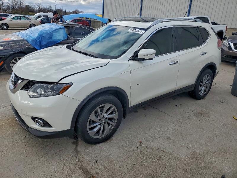 2015 NISSAN ROGUE S — VIN 5N1AT2MV5FC845619