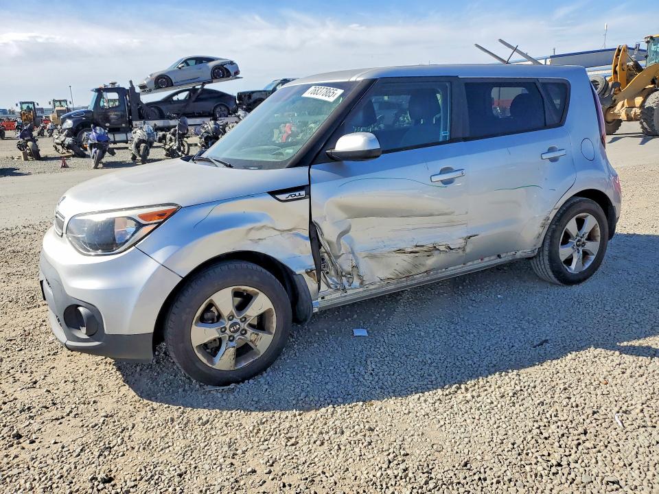 2017 KIA SOUL — VIN KNDJN2A23H7460869