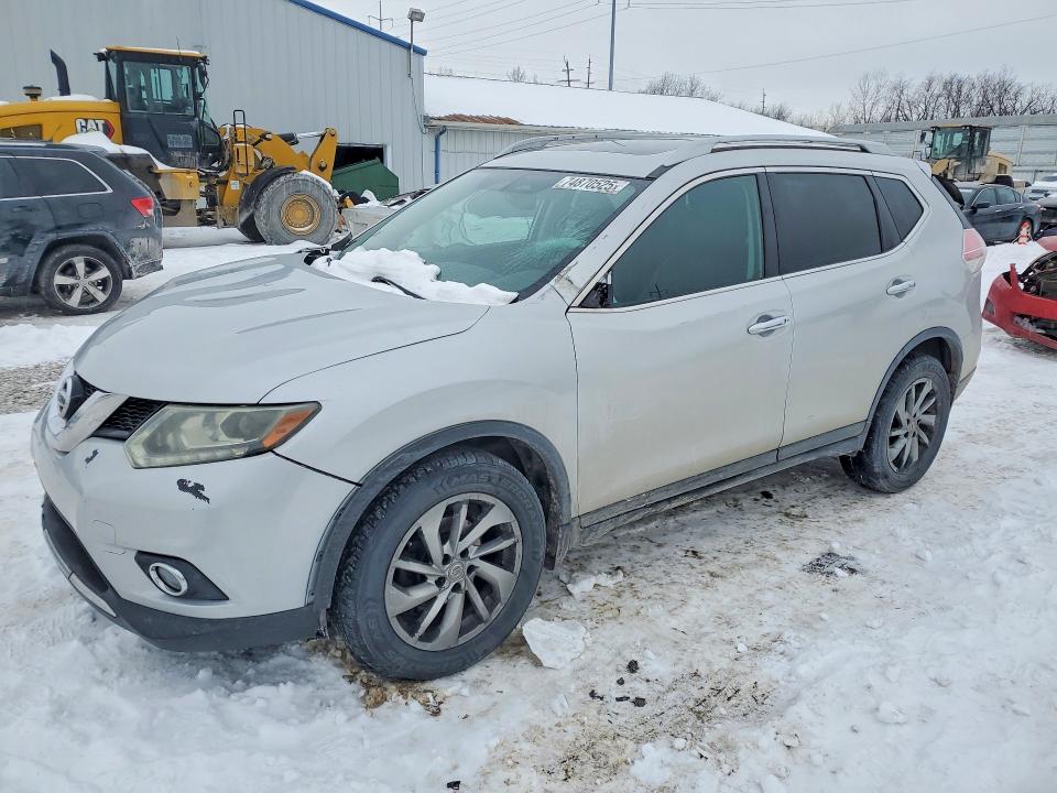 2015 NISSAN ROGUE S — VIN 5N1AT2MV9FC850127