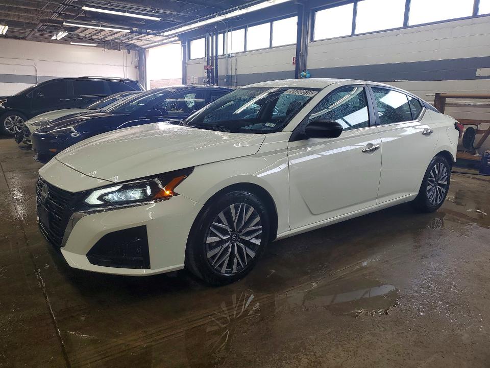 2025 NISSAN ALTIMA — VIN 1N4BL4DV8SN370010