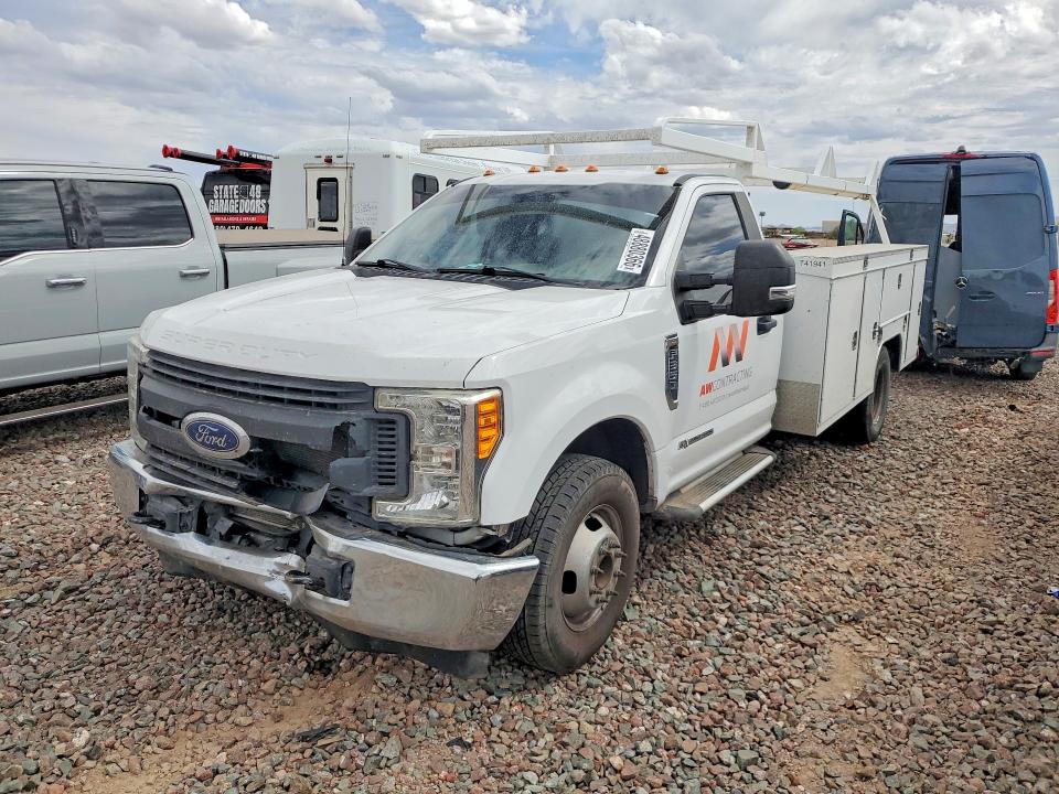 2017 FORD F350 — VIN 1FDRF3GT1HEF50468