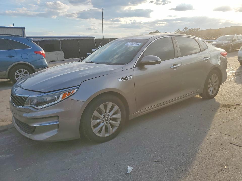 5XXGT4L36HG131835