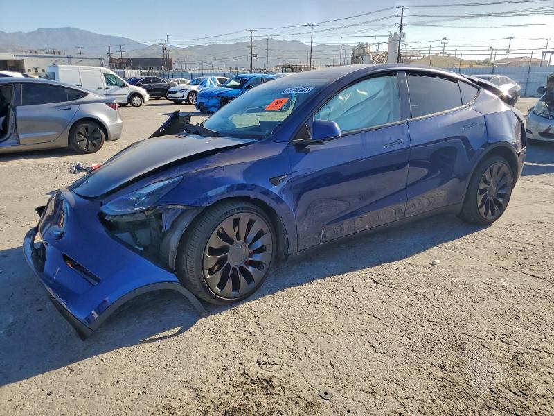 2022 TESLA MODEL Y — VIN 7SAYGDEF1NF351529