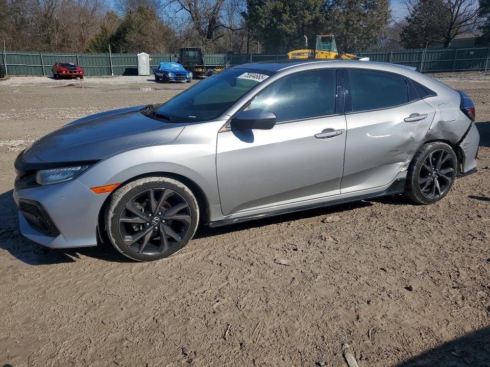 2018 HONDA CIVIC — VIN SHHFK7H96JU222026