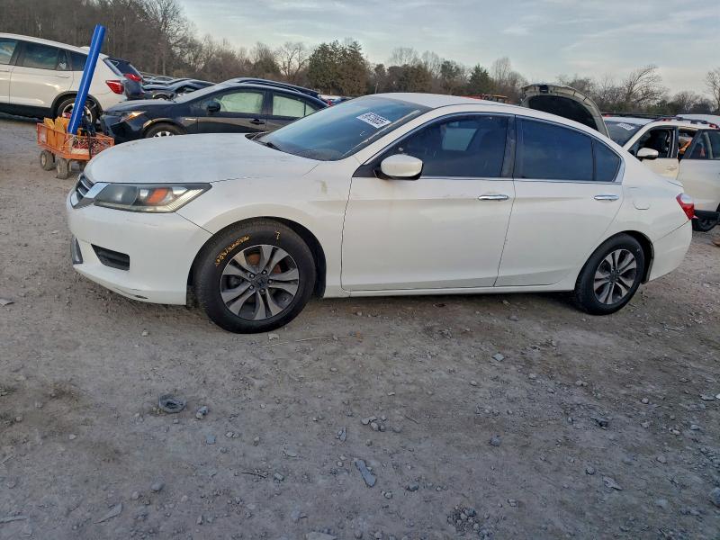 2015 HONDA ACCORD — VIN 1HGCR2F30FA210747