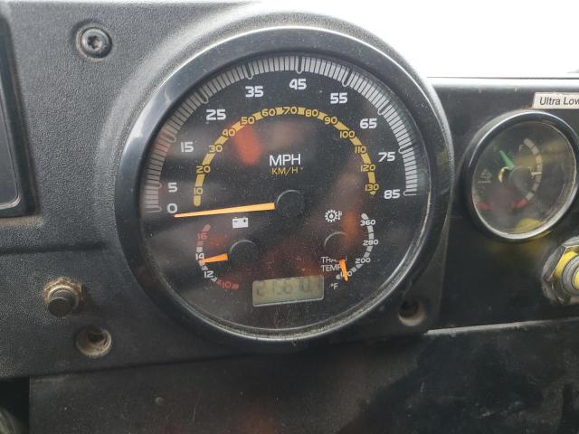 1M2AU04CXFM009511