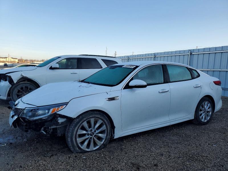 2018 KIA OPTIMA — VIN 5XXGT4L39JG201804
