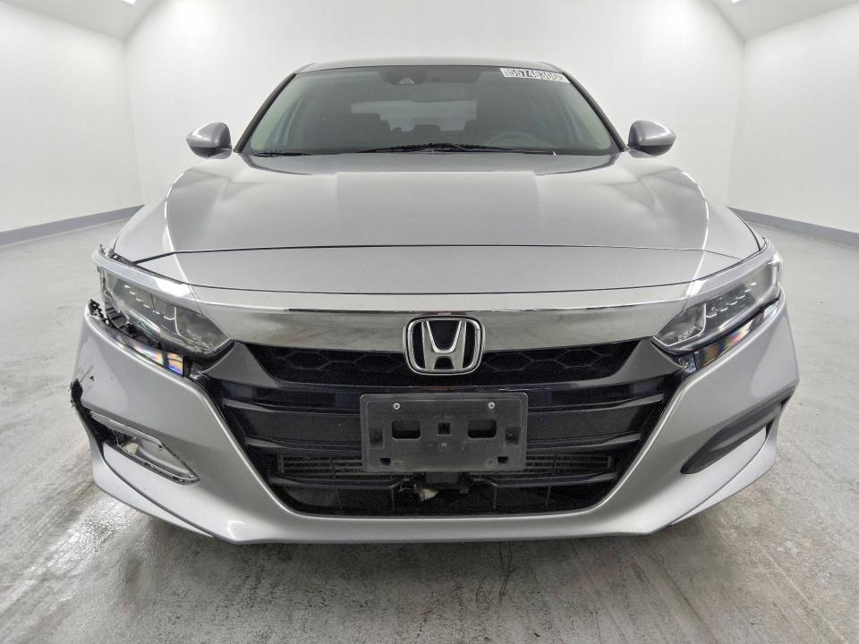 1HGCV1F15LA047030