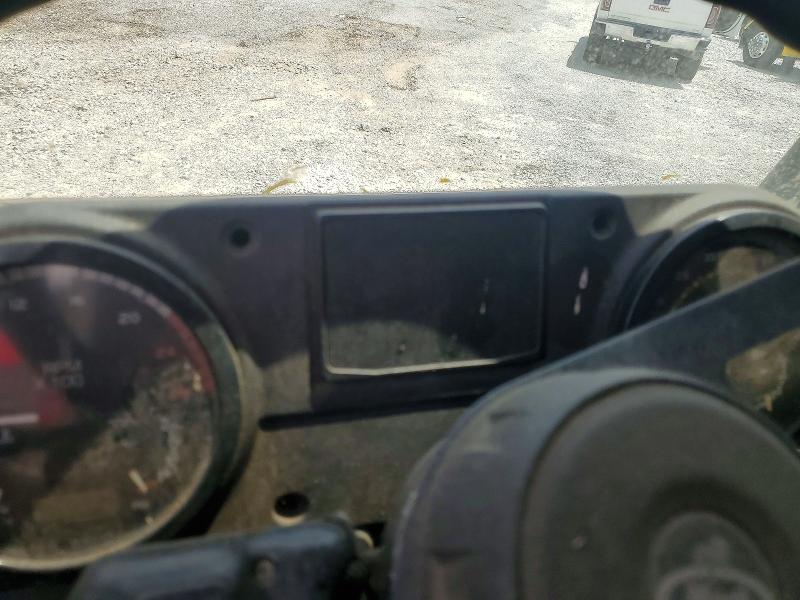 1M2AU04C0FM009503
