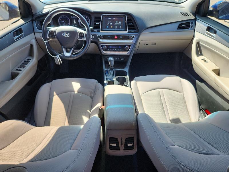 5NPE34AF9KH758657