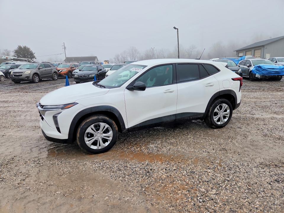 2025 CHEVROLET TRAX — VIN KL77LFEP1SC180330