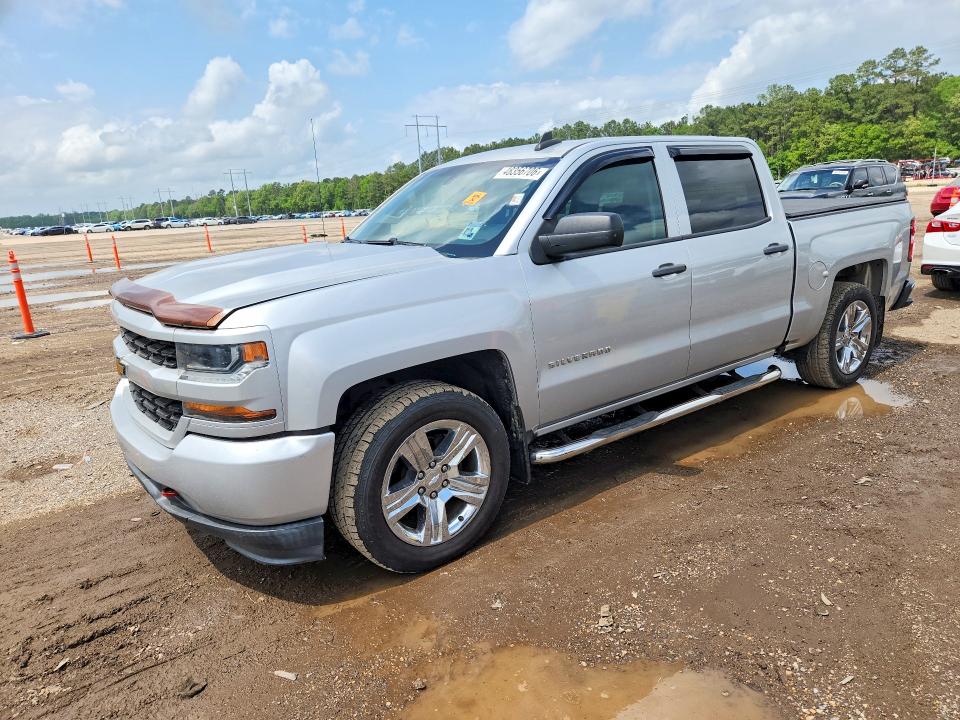 2018 CHEVROLET SILVERADO — VIN 3GCPCPEC1JG205728