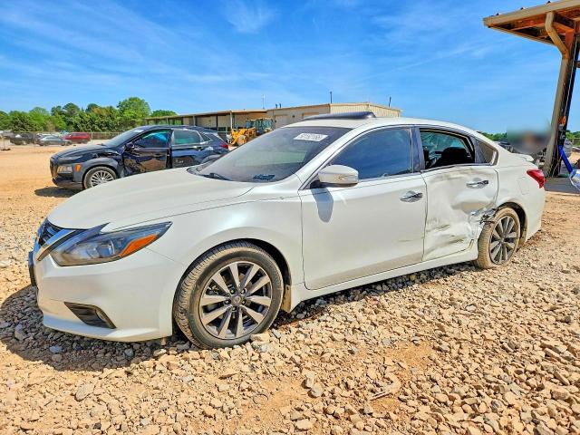 2017 NISSAN ALTIMA — VIN 1N4AL3AP4HC470606