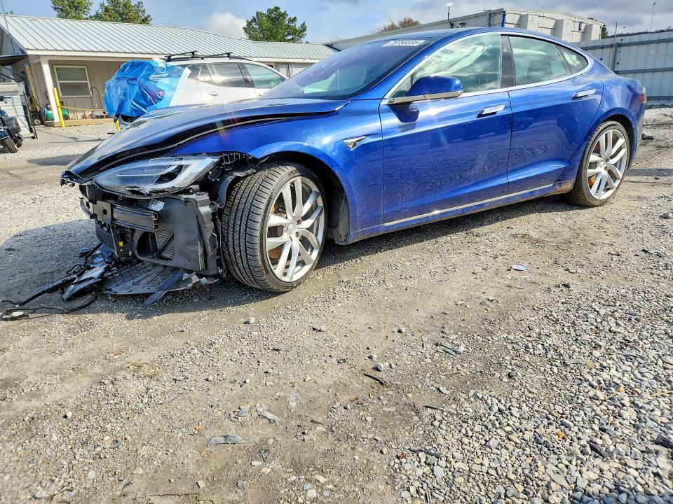 2018 TESLA MODEL S — VIN 5YJSA1E23JF250552