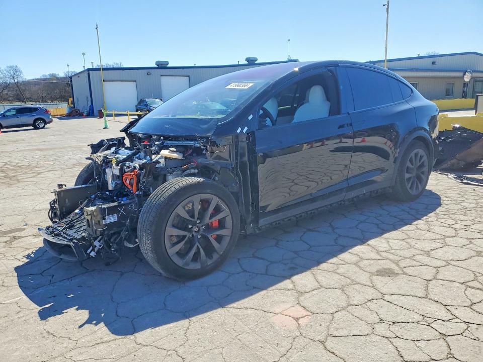 2025 TESLA MODEL X — VIN 7SAXCBE69SF467598