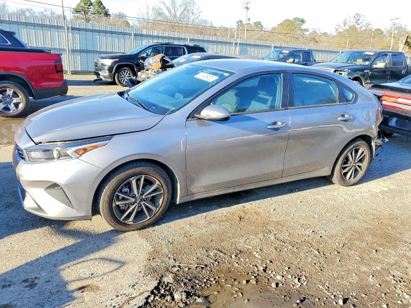 2023 KIA FORTE — VIN 3KPF24AD1PE686371