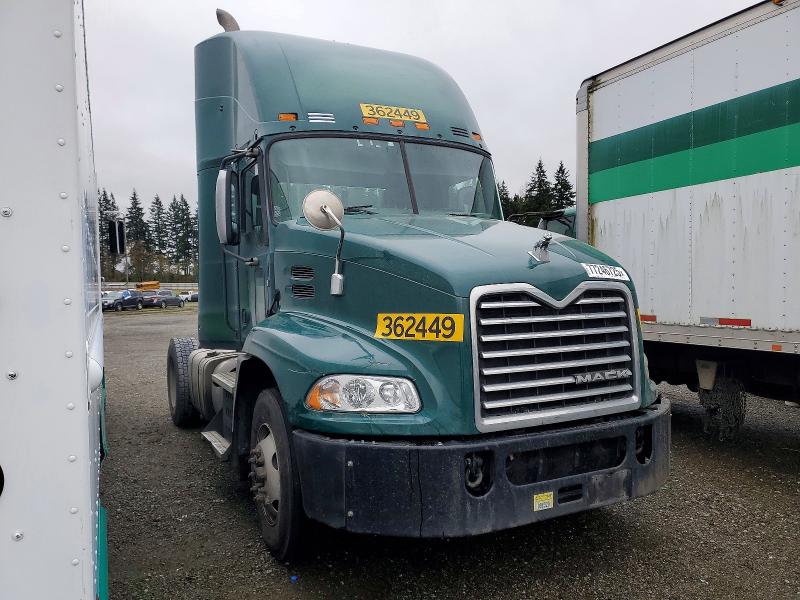 2017 MACK 600 — VIN 1M1AW01X8HM009757