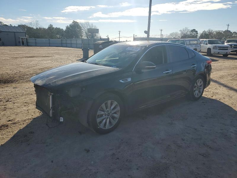 2017 KIA OPTIMA LX — VIN 5XXGT4L32HG131783
