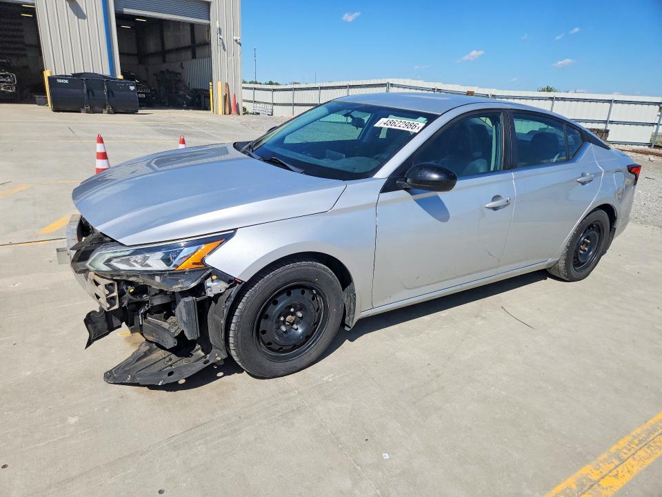 1N4BL4CV9KC182965